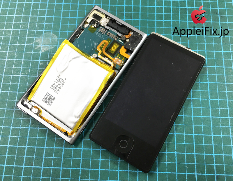 iPod nano7世代 液晶交換修理2.jpg