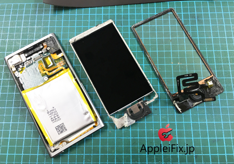 iPod nano7世代 液晶交換修理3.JPG