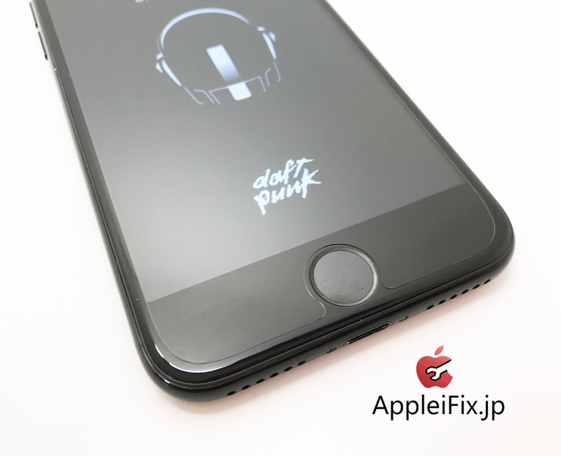 iPhone7ジェットブラックガラス修理新宿AppleiFix3.jpg