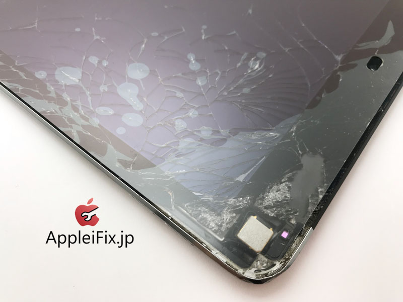iPadAir2 ガラス割れ修理　新宿AppleiFix修理センター2.jpg