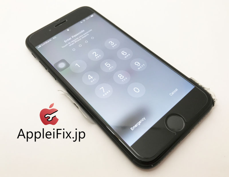 iPhone7画面修理77.JPG