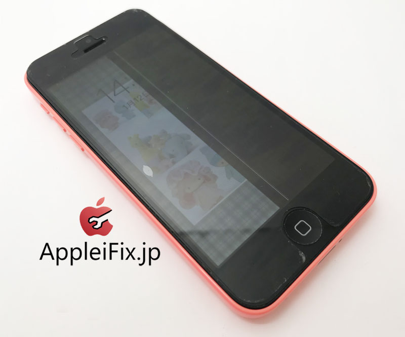 iPhone5C液晶交換修理新宿AppleiFix.JPG
