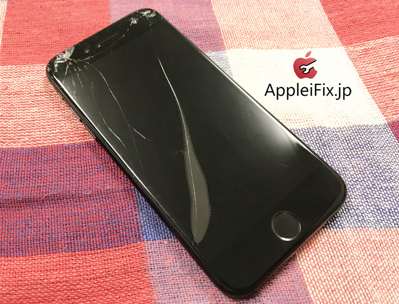 iPhone7Plus画面割れ修理4.JPG