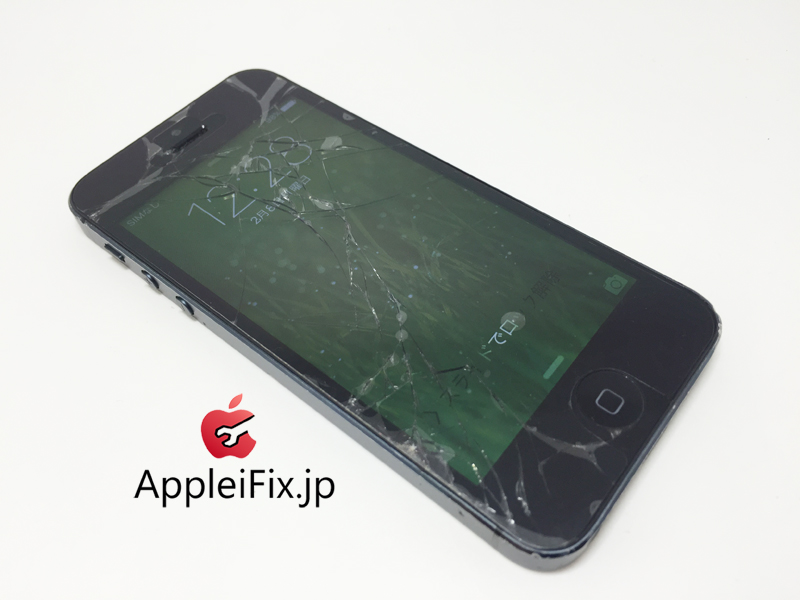 iphone5画面修理新宿.JPG