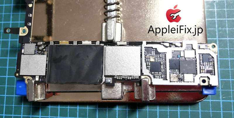 iPhone水没データ復旧修理　新宿AppleiFix3.jpg