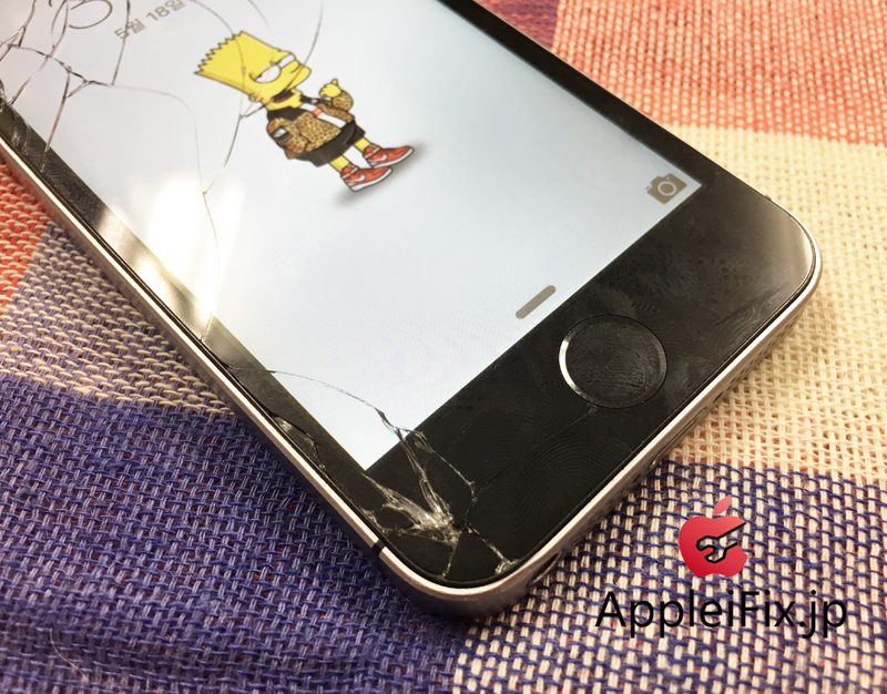 iPhoneSE画面割れ修理2.JPG