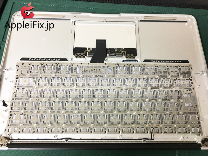 MacBook Pro キーボード修理3.jpg