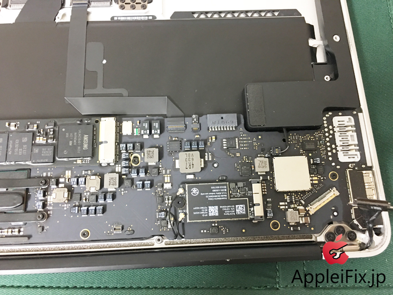 MacBook Pro キーボード修理1.jpg