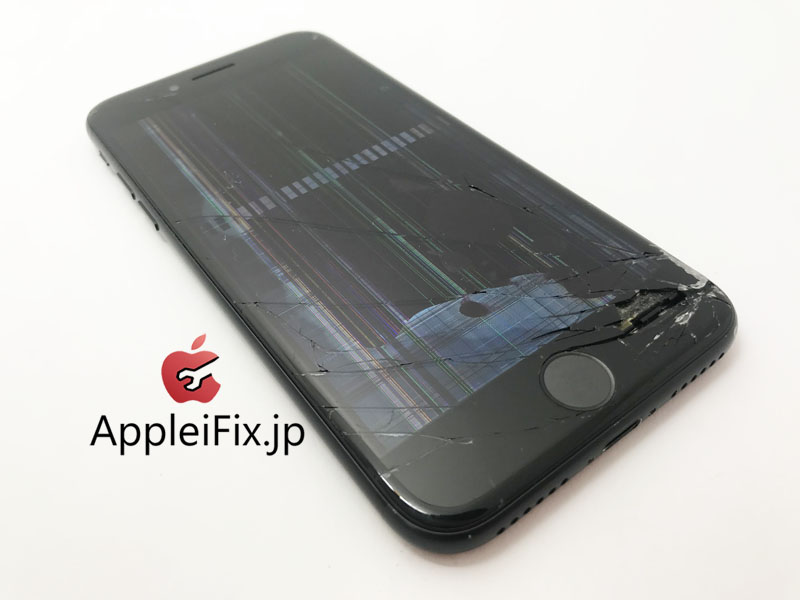 iPhone7　液晶交換修理　新宿APPLEIFIX2.jpg