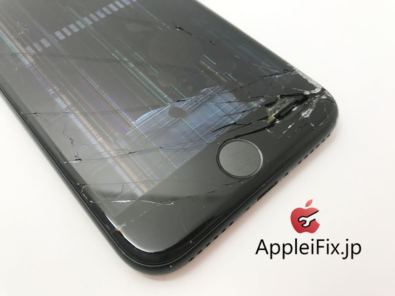 iPhone7　液晶交換修理　新宿APPLEIFIX1.jpg