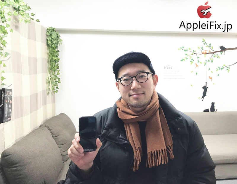 iPhoneSE 画面交換修理、バッテリー交換修理1.jpg