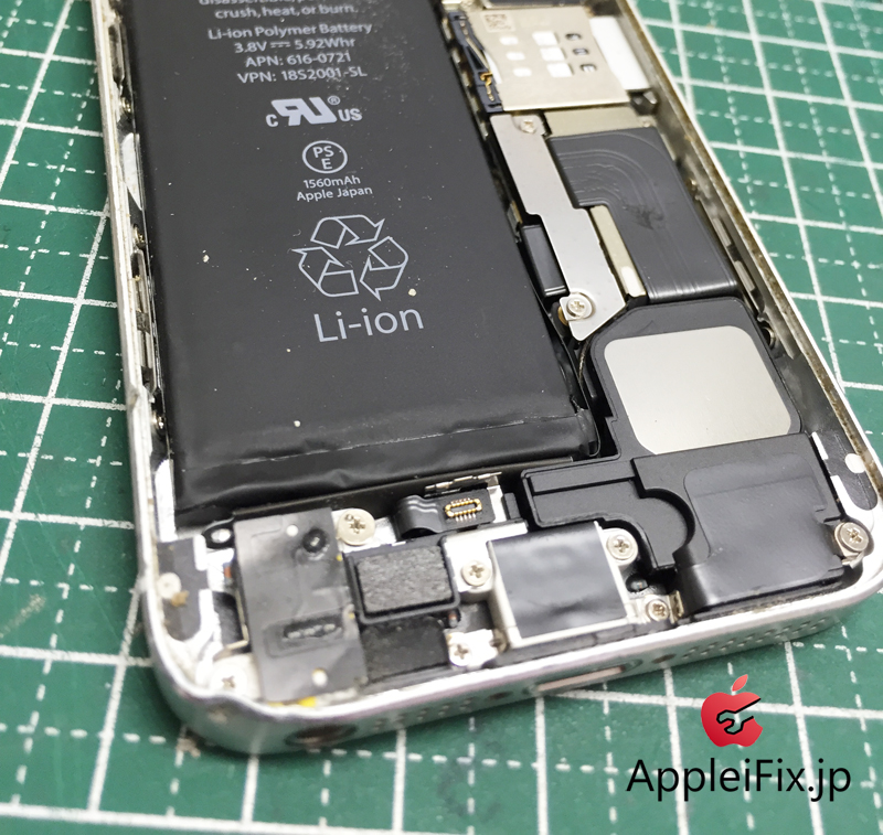 iphone5s　修理凹み緩和作業06.jpg